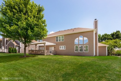 Desirable Executive Home In The Greens of Boulder Ridge. From on Boulder Ridge Country Club in Illinois - for sale on GolfHomes.com, golf home, golf lot