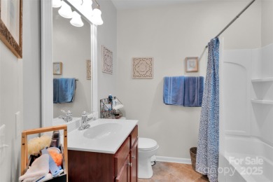 Welcome to this meticulously maintained 2-bedroom, 2-bath villa on Carolina Lakes Golf Club, LLC in South Carolina - for sale on GolfHomes.com, golf home, golf lot