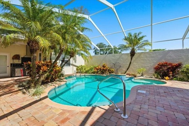 Beautifully updated 1994 Palmwood Bahama Breeze courtyard pool on Glen Lakes Country Club in Florida - for sale on GolfHomes.com, golf home, golf lot