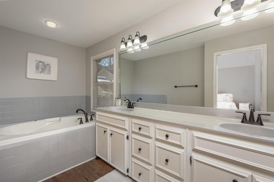 Unique townhome opportunity in the heart of Reynolds Lake on Reynolds Lake Oconee - The Oconee in Georgia - for sale on GolfHomes.com, golf home, golf lot