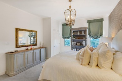 UPGRADED BARCLAY UNIT! Furnishings are negotiable. A beautiful on Kelly Plantation Golf Club in Florida - for sale on GolfHomes.com, golf home, golf lot