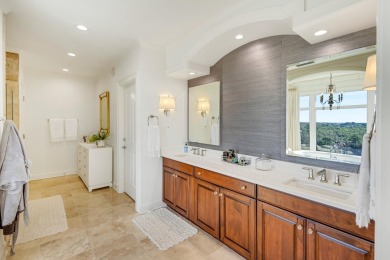 UPGRADED BARCLAY UNIT! Furnishings are negotiable. A beautiful on Kelly Plantation Golf Club in Florida - for sale on GolfHomes.com, golf home, golf lot