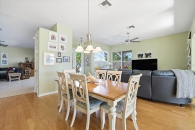 Beautifully updated 1994 Palmwood Bahama Breeze courtyard pool on Glen Lakes Country Club in Florida - for sale on GolfHomes.com, golf home, golf lot