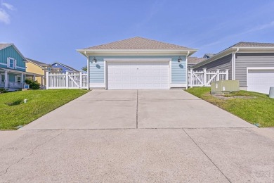 Enjoy everything that Evia has to offer !  Community pool on Moody Gardens Golf Course in Texas - for sale on GolfHomes.com, golf home, golf lot