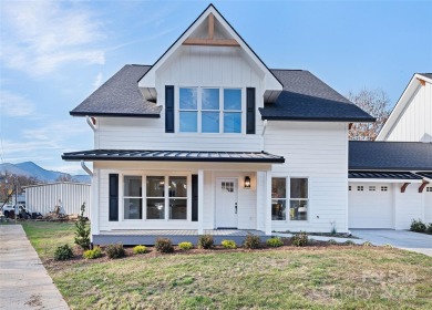 Custom, quality-built town homes. Three bedrooms, three and a on Lake Junaluska Golf Course in North Carolina - for sale on GolfHomes.com, golf home, golf lot