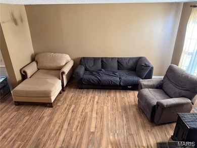 Welcome to Raintree Village Condominiums!  This 2-bedroom, 1 on Raintree Country Club in Missouri - for sale on GolfHomes.com, golf home, golf lot