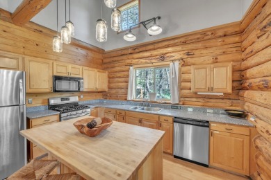 Come and see this beautifully crafted log cabin located near the on Quail Run Golf Course in Oregon - for sale on GolfHomes.com, golf home, golf lot