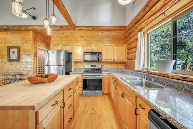Come and see this beautifully crafted log cabin located near the on Quail Run Golf Course in Oregon - for sale on GolfHomes.com, golf home, golf lot