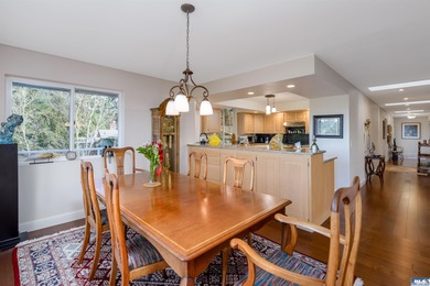 Beautifully updated 3 BR, 3 bath home overlooking the 11th hole on SunLand Golf and Country Club in Washington - for sale on GolfHomes.com, golf home, golf lot