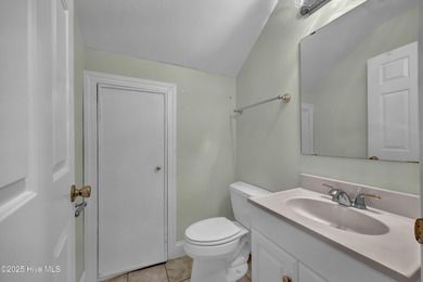 FRESH NEW LOOK!!! Interior repainted, new carpet downstairs, and on Carolina National Golf Club in North Carolina - for sale on GolfHomes.com, golf home, golf lot