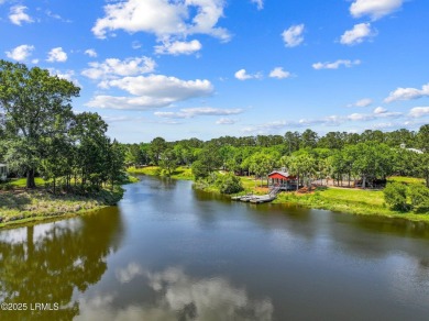 Custom-crafted, impeccably refreshed, and maintained, 5 Old Oak on Oldfield Golf Club in South Carolina - for sale on GolfHomes.com, golf home, golf lot