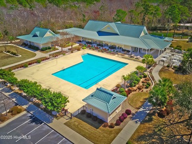 FRESH NEW LOOK!!! Interior repainted, new carpet downstairs, and on Carolina National Golf Club in North Carolina - for sale on GolfHomes.com, golf home, golf lot