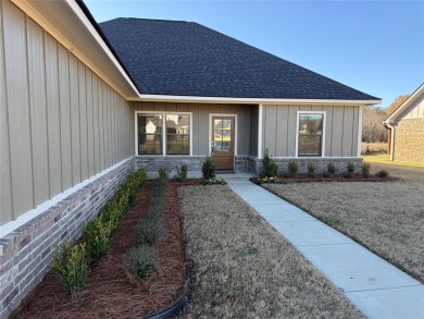 MOVE IN READY! Come home to rolling hills in this Hal Sutton on Olde Oaks Golf Club in Louisiana - for sale on GolfHomes.com, golf home, golf lot