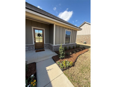 MOVE IN READY! Come home to rolling hills in this Hal Sutton on Olde Oaks Golf Club in Louisiana - for sale on GolfHomes.com, golf home, golf lot