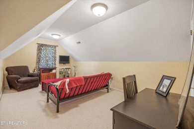 STUNNING all-brick home in the Ruggles Ferry Golf community! on Ruggles Ferry Golf Club in Tennessee - for sale on GolfHomes.com, golf home, golf lot