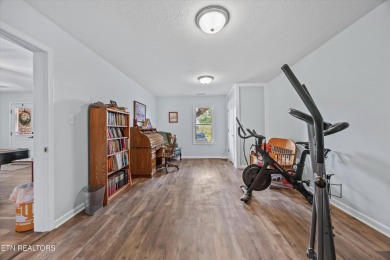 STUNNING all-brick home in the Ruggles Ferry Golf community! on Ruggles Ferry Golf Club in Tennessee - for sale on GolfHomes.com, golf home, golf lot