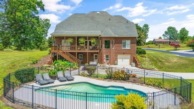 STUNNING all-brick home in the Ruggles Ferry Golf community! on Ruggles Ferry Golf Club in Tennessee - for sale on GolfHomes.com, golf home, golf lot