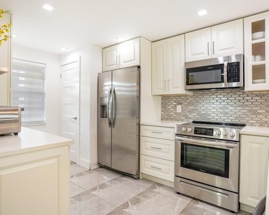 Gorgeous renovated 2 bed, 2 bath condo in all-ages Palm Aire on  in Florida - for sale on GolfHomes.com, golf home, golf lot