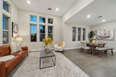 Stunning 4beds/3.5ba townhouse offers 1857sqft of beautifully on Fremont Park Golf Course in California - for sale on GolfHomes.com, golf home, golf lot