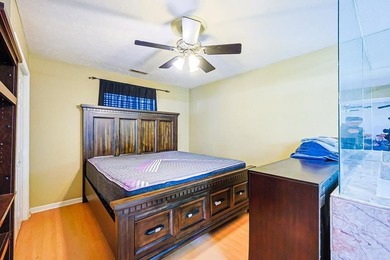 njoy resort-style living in this beautiful 2-bedroom, 2-bath on River Oaks Golf Plantation  in South Carolina - for sale on GolfHomes.com, golf home, golf lot