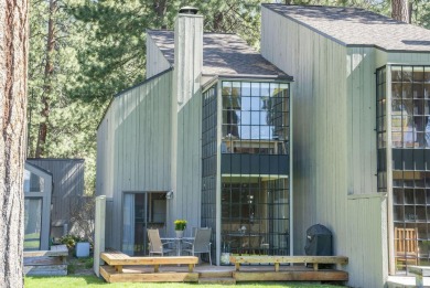 This Black Butte Ranch Condominium offers approximately 1,250 on Black Butte Ranch Golf Club Big Meadow in Oregon - for sale on GolfHomes.com, golf home, golf lot