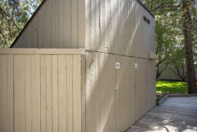 This Black Butte Ranch Condominium offers approximately 1,250 on Black Butte Ranch Golf Club Big Meadow in Oregon - for sale on GolfHomes.com, golf home, golf lot