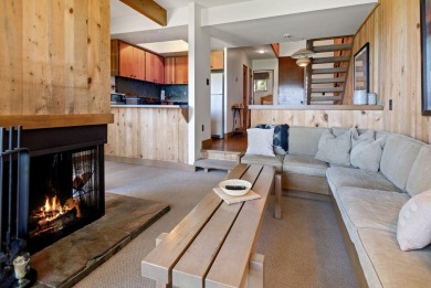 This Black Butte Ranch Condominium offers approximately 1,250 on Black Butte Ranch Golf Club Big Meadow in Oregon - for sale on GolfHomes.com, golf home, golf lot