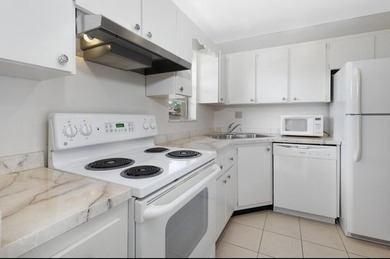 This lovely 1 bed/1.5 bath unit is located in the 55+ community on Monterey Yacht and Country Club in Florida - for sale on GolfHomes.com, golf home, golf lot