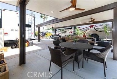Perfect Little Get-A-Way Oasis. Beautiful Insulated Allumawood on Rancho California RV Resort in California - for sale on GolfHomes.com, golf home, golf lot
