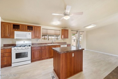 Views, space, and easy living--this move-in ready home has it on Prescott Golf and Country Club in Arizona - for sale on GolfHomes.com, golf home, golf lot