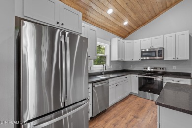 **SELLER OFFERING $5,000 TOWARDS BUYER'S CLOSING COSTS/OR on Lake Tansi Village Country Club in Tennessee - for sale on GolfHomes.com, golf home, golf lot