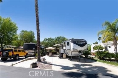 Perfect Little Get-A-Way Oasis. Beautiful Insulated Allumawood on Rancho California RV Resort in California - for sale on GolfHomes.com, golf home, golf lot