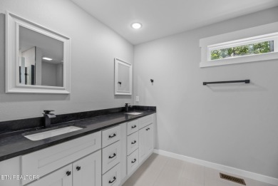 **SELLER OFFERING $5,000 TOWARDS BUYER'S CLOSING COSTS/OR on Lake Tansi Village Country Club in Tennessee - for sale on GolfHomes.com, golf home, golf lot