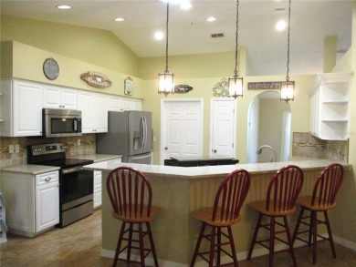 SUPER SIZED HOUSE AND DRIVEWAY, ON A SUPER SIZED LOT !! This on Preserve Golf Club in Florida - for sale on GolfHomes.com, golf home, golf lot