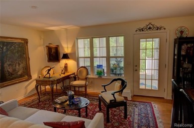 Fenton - A Must-See Condo!  2 Large Bedrooms, 2 Full Baths on Fenton Farms Golf Club in Michigan - for sale on GolfHomes.com, golf home, golf lot