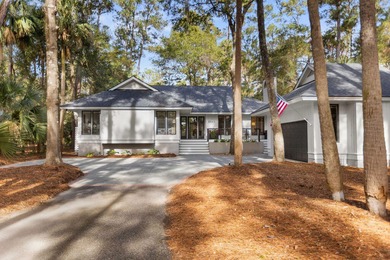 Absolutely adorable single-level home situated on a spacious on The Seabrook Island Club in South Carolina - for sale on GolfHomes.com, golf home, golf lot