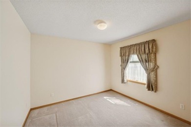 Welcome to easy, stair-free living in this beautiful 2-bedroom on Edinburgh USA in Minnesota - for sale on GolfHomes.com, golf home, golf lot