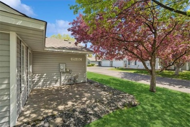 Welcome to easy, stair-free living in this beautiful 2-bedroom on Edinburgh USA in Minnesota - for sale on GolfHomes.com, golf home, golf lot
