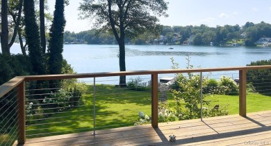 BOAT! SWIM! FISH!
Enjoy the ultimate lake lifestyle in this on Mahopac Golf Club in New York - for sale on GolfHomes.com, golf home, golf lot