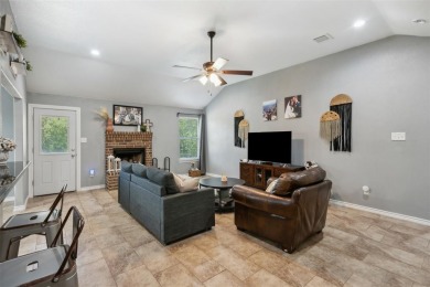 This charming 3 bedroom 2 bath home is nestled in the Holiday on Holiday Hills Country Club in Texas - for sale on GolfHomes.com, golf home, golf lot