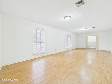 Welcome to 200 Vennard Avenue, a spacious 3-bedroom, 2.5-bath on Oakbourne Country Club in Louisiana - for sale on GolfHomes.com, golf home, golf lot