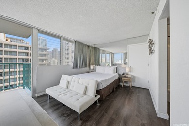 Cozy corner end unit that has been beautifully updated with on Ala Wai Golf Course in Hawaii - for sale on GolfHomes.com, golf home, golf lot