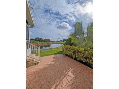 2 Bedroom | 2 Bath | 1,456 sq ft | $119,900    The heart of this on Four Lakes Golf Club in Florida - for sale on GolfHomes.com, golf home, golf lot