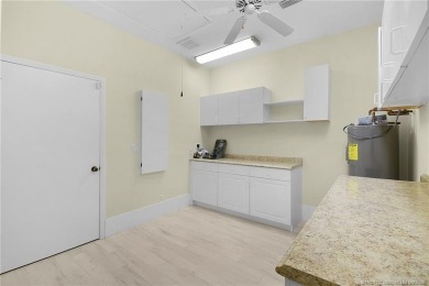 Beautifully maintained home in the Putnam neighborhood of on Willoughby Golf Club in Florida - for sale on GolfHomes.com, golf home, golf lot