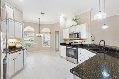 NEW PRICE, NEW PRICE.  WOW, GREAT PRICE!!  LOVELY Magnolia / on Oakleigh Executive Golf Course in Florida - for sale on GolfHomes.com, golf home, golf lot