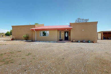 Wow!  Wow!  Wow!  Have we got the home for you!  It is not just on Black Mesa Golf Club in New Mexico - for sale on GolfHomes.com, golf home, golf lot