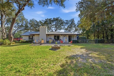 Welcome to this beautifully updated 3-bedroom, 2-bath, 2-car on Citrus Hills Golf Club in Florida - for sale on GolfHomes.com, golf home, golf lot