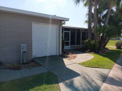 Furnished! Updated 2Bed/2Bath well-maintained Home with a on Four Lakes Golf Club in Florida - for sale on GolfHomes.com, golf home, golf lot