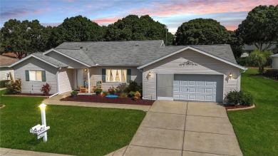 Honey, stop the car!  Great curb appeal on this 2/2/2 on Eagle Ridge At Spruce Creek Country Club in Florida - for sale on GolfHomes.com, golf home, golf lot