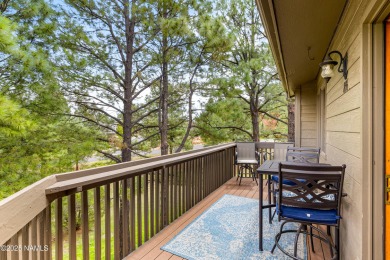 Welcome to this beautifully maintained 1 bedroom 1 bath plus a on Continental Country Club in Arizona - for sale on GolfHomes.com, golf home, golf lot